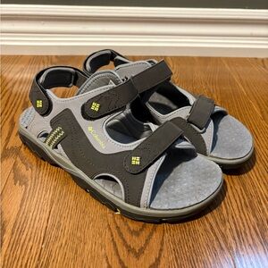 Columbia Gray and Black Sandals